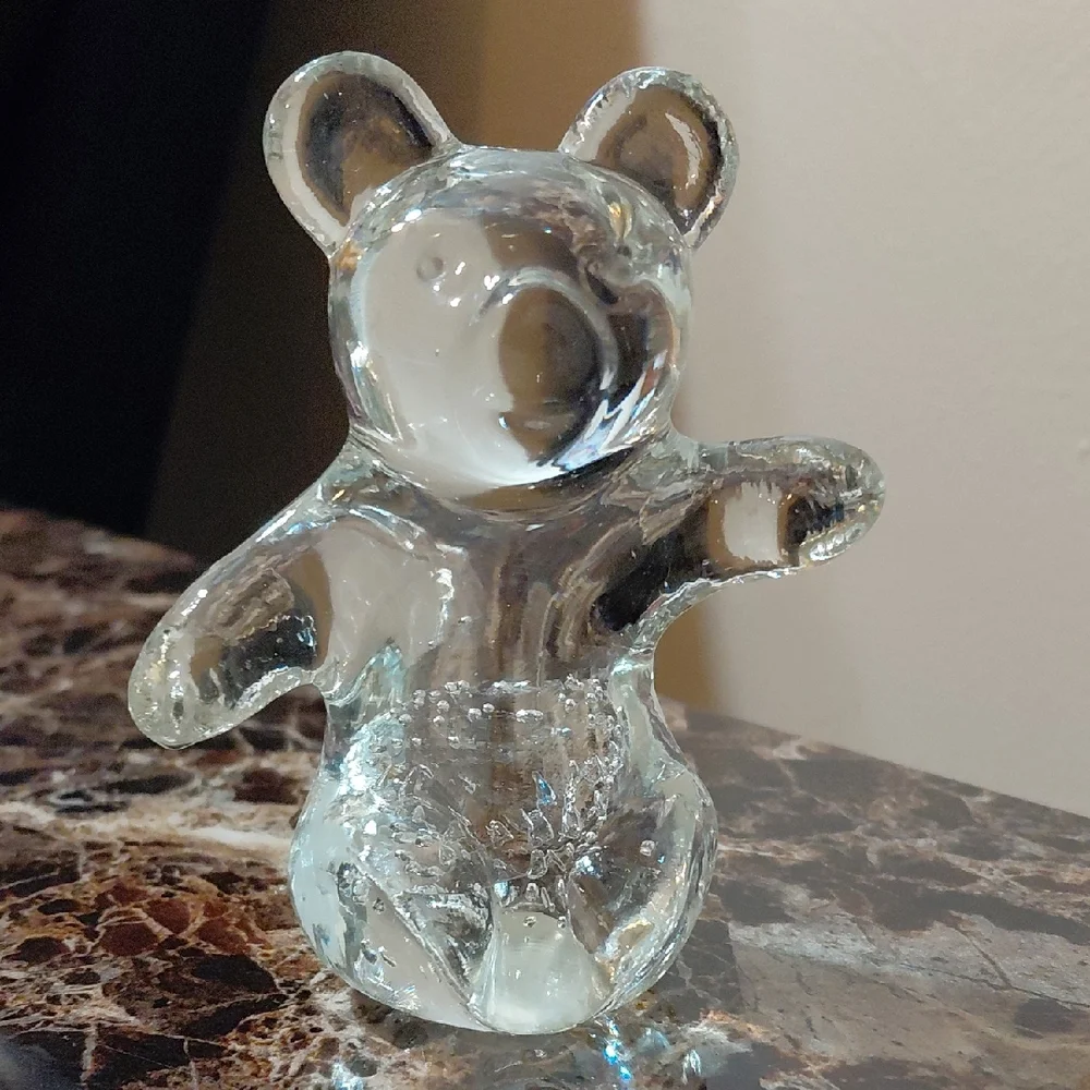 Vintage Controlled Bubbles Glass Sitting Teddy Bear Figurine Paperweight